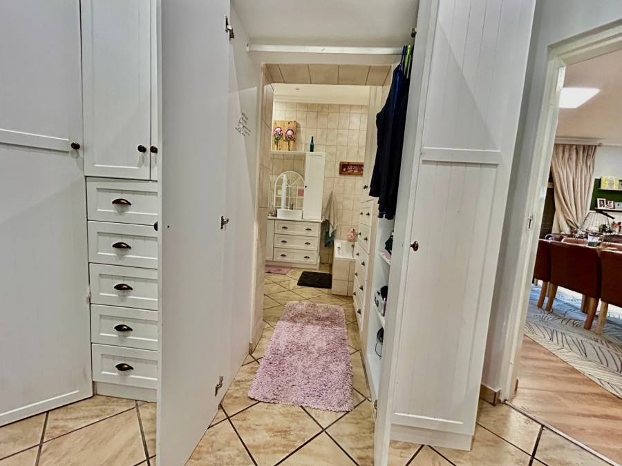 To Let 4 Bedroom Property for Rent in Wigwam North West